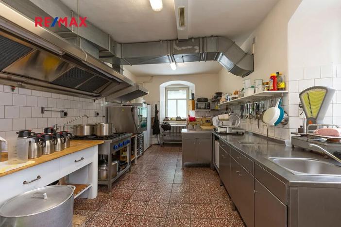 Prodej ubytování, Lipová-lázně, 1970 m2