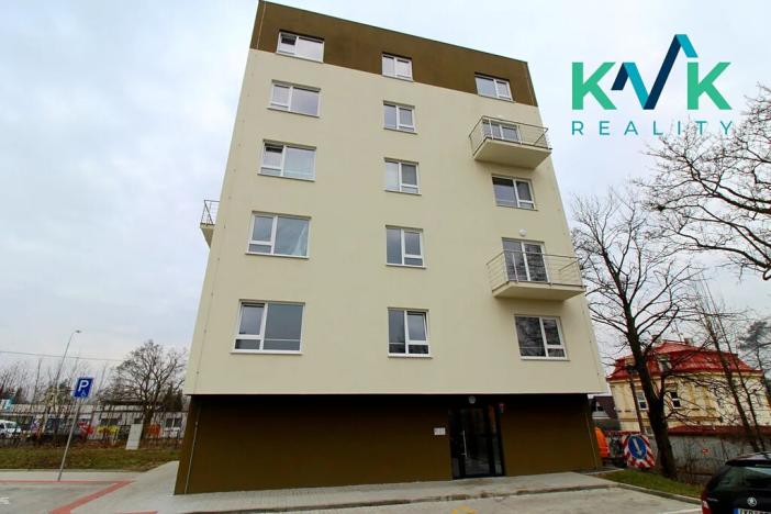 Prodej bytu 3+kk, Karlovy Vary, Dubová, 73 m2