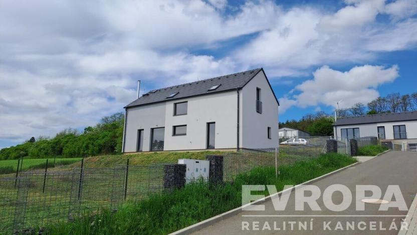 Prodej rodinného domu, Knovíz, Na Hrudném, 147 m2