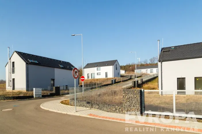 Prodej rodinného domu, Knovíz, Na Hrudném, 147 m2