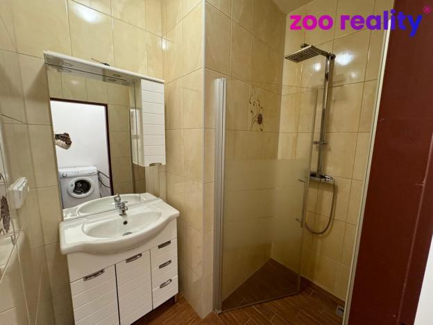 Pronájem ubytování, Louny, Postoloprtská, 269 m2