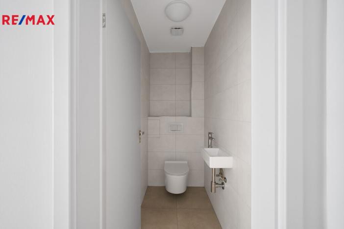 Prodej bytu 2+kk, Hradec Králové - Pražské Předměstí, Gočárova třída, 203 m2