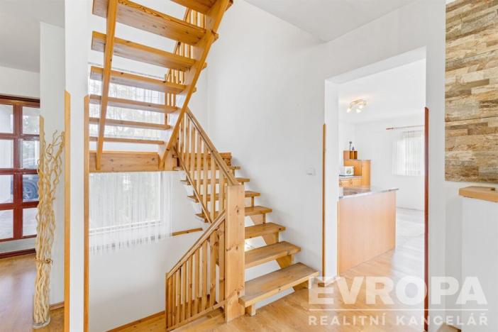 Prodej rodinného domu, Ústí nad Labem - Hostovice, Hostovická, 250 m2