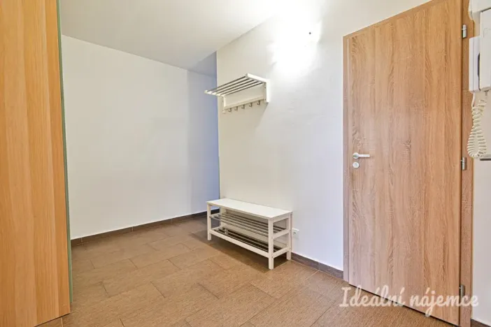 Pronájem bytu 2+1, Brno - Kohoutovice, Voříškova, 52 m2