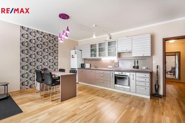 Pronájem bytu 3+kk, Karlovy Vary, Pražská silnice, 88 m2