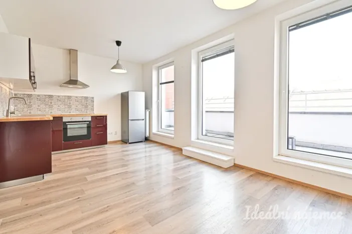 Pronájem bytu 2+kk, Brno, Spolková, 52 m2