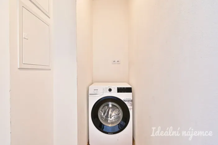 Pronájem bytu 2+kk, Brno, Spolková, 52 m2