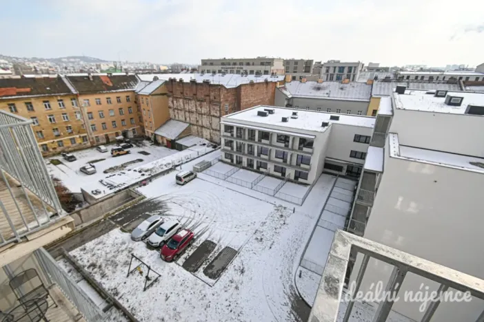 Pronájem bytu 2+kk, Brno, Spolková, 52 m2