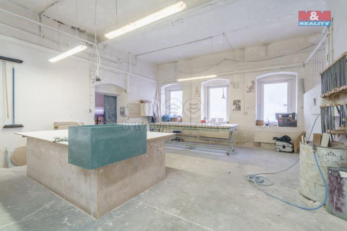 Prodej kanceláře, Karlovy Vary - Rybáře, Sokolovská, 2100 m2