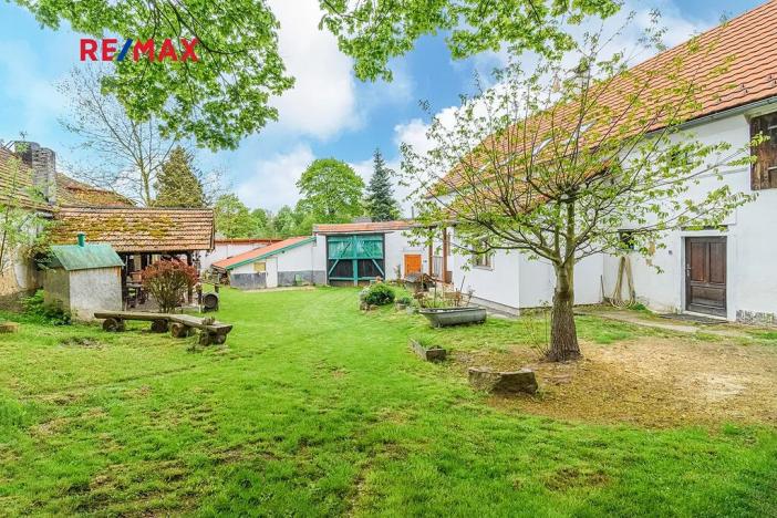 Prodej rodinného domu, Planá, 300 m2