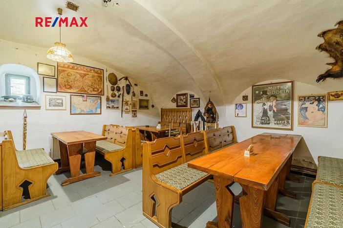 Prodej rodinného domu, Planá, 300 m2