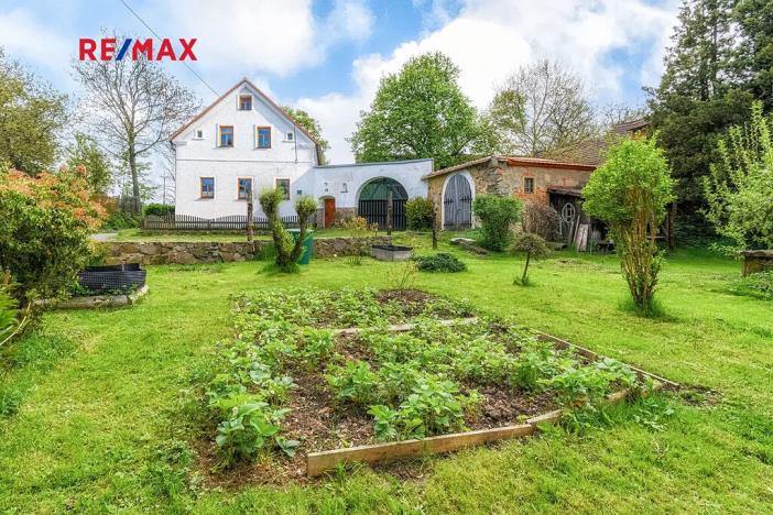 Prodej rodinného domu, Planá, 300 m2