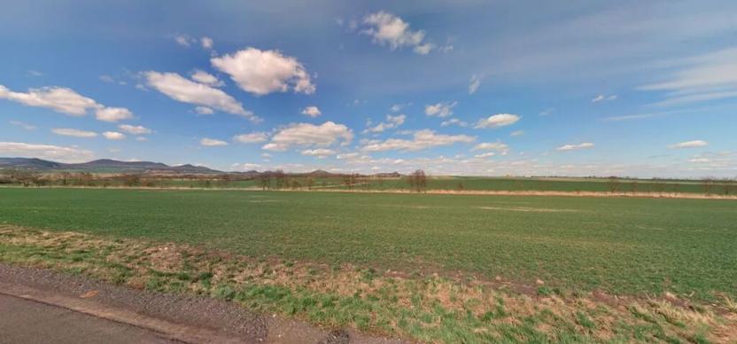 Prodej pole, Podsedice, 8290 m2