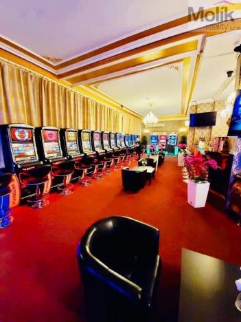 Pronájem restaurace, Teplice - Trnovany, Masarykova třída, 250 m2