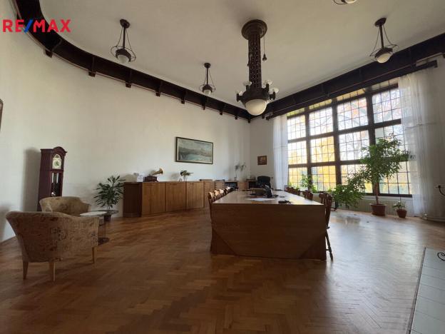 Prodej komerční nemovitosti, Kunovice, Osvobození, 3040 m2