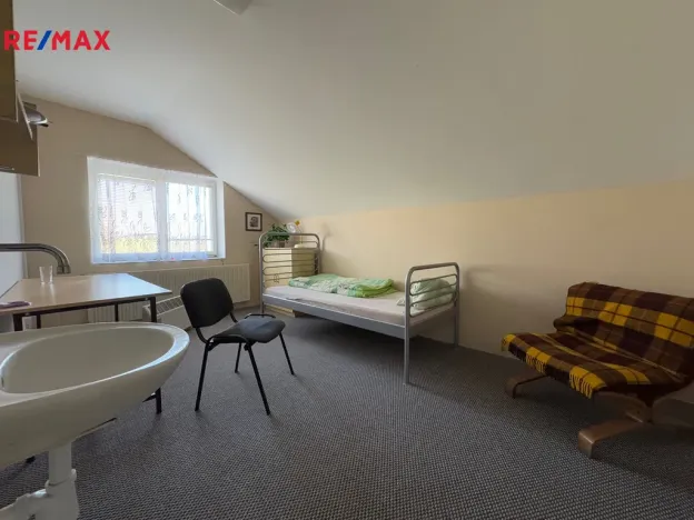 Prodej komerční nemovitosti, Kunovice, Osvobození, 3040 m2