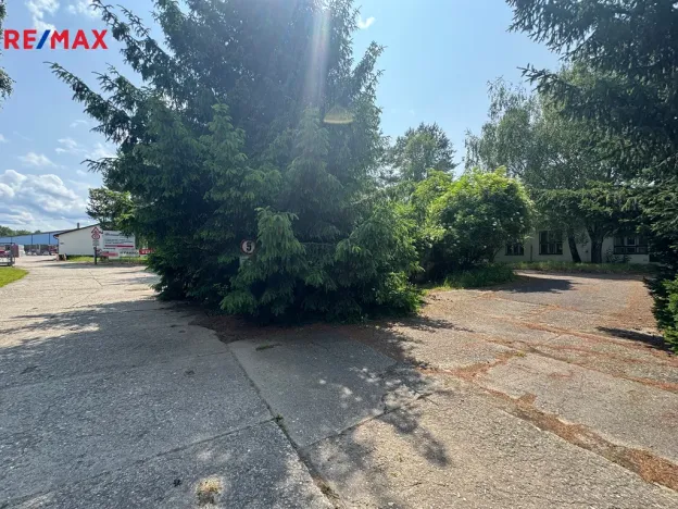 Prodej komerční nemovitosti, Kunovice, Osvobození, 4428 m2