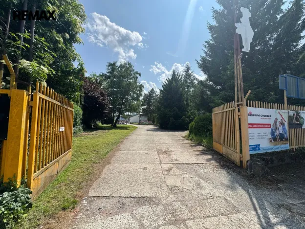 Prodej komerční nemovitosti, Kunovice, Osvobození, 4428 m2