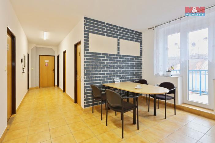 Prodej výrobních prostor, Maleč, 4000 m2