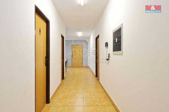 Prodej výrobních prostor, Maleč, 4000 m2