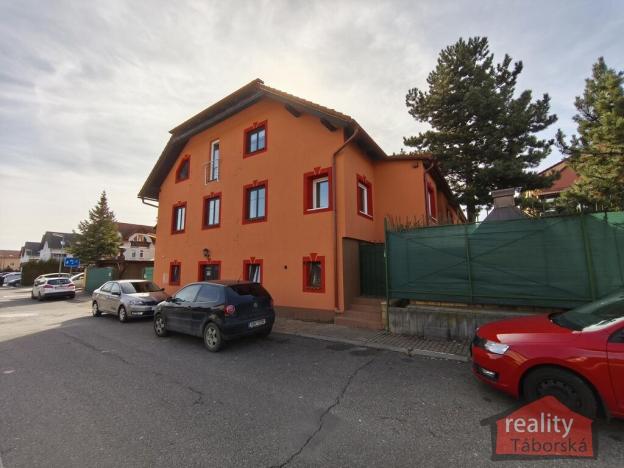 Prodej bytu 2+kk, Nupaky, 94 m2