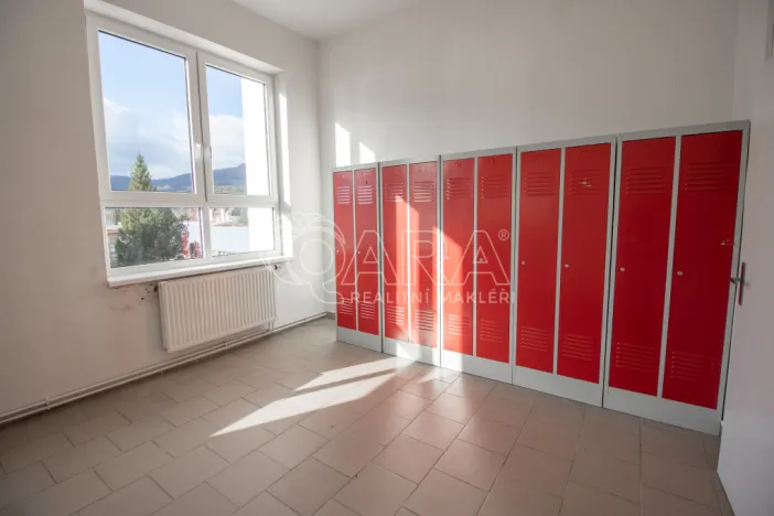 Prodej skladu, Frenštát pod Radhoštěm, Martinská čtvrť, 1661 m2