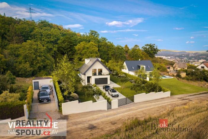 Prodej pozemku pro bydlení, Beroun, samota Na Vinici, 3833 m2