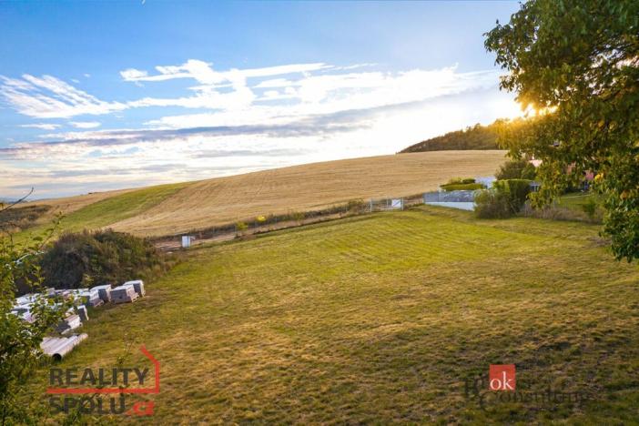 Prodej pozemku pro bydlení, Beroun, samota Na Vinici, 3833 m2