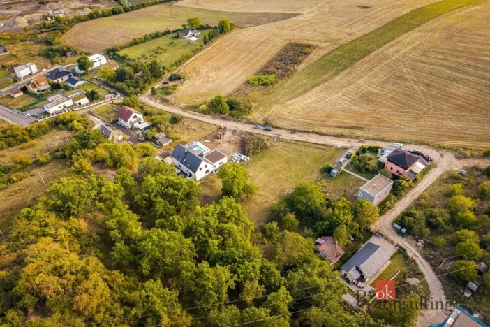 Prodej pozemku pro bydlení, Beroun, samota Na Vinici, 3833 m2