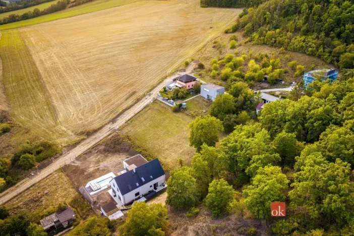 Prodej pozemku pro bydlení, Beroun, samota Na Vinici, 3833 m2