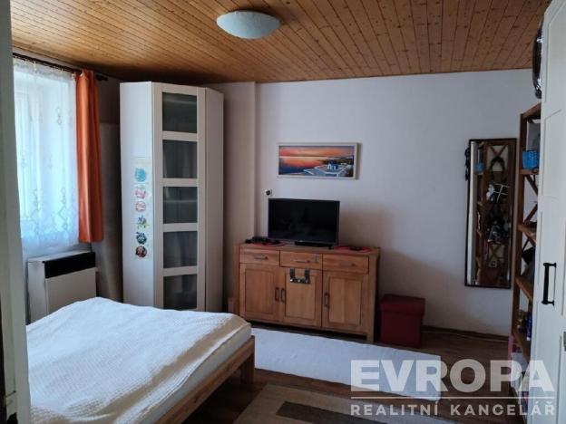 Prodej rodinného domu, Cerhenice, Nádražní, 66 m2