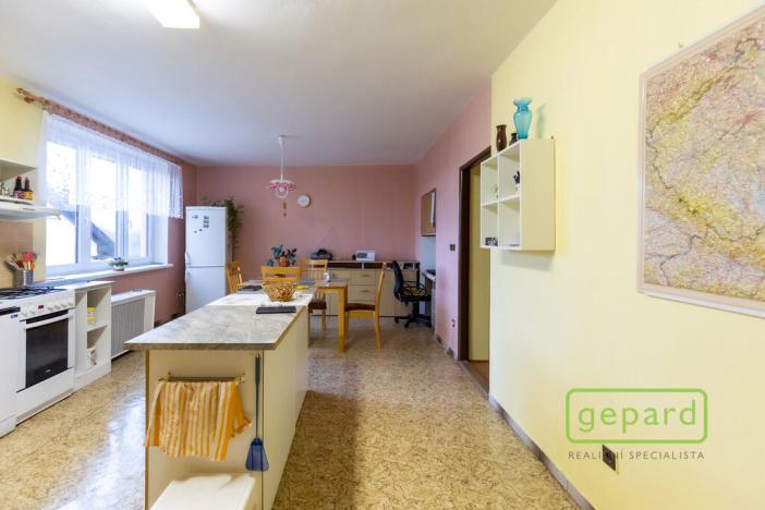 Prodej vícegeneračního domu, Vrbátky, 214 m2