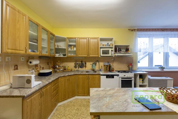 Prodej vícegeneračního domu, Vrbátky, 214 m2