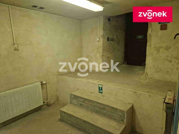 Pronájem obchodního prostoru, Uherské Hradiště, 712 m2