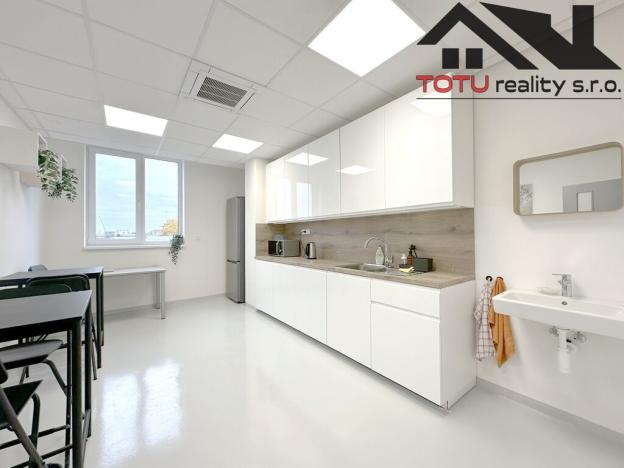 Pronájem obchodního prostoru, Jaroměř, Jezbinská, 404 m2