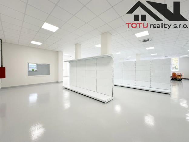 Pronájem obchodního prostoru, Jaroměř, Jezbinská, 404 m2
