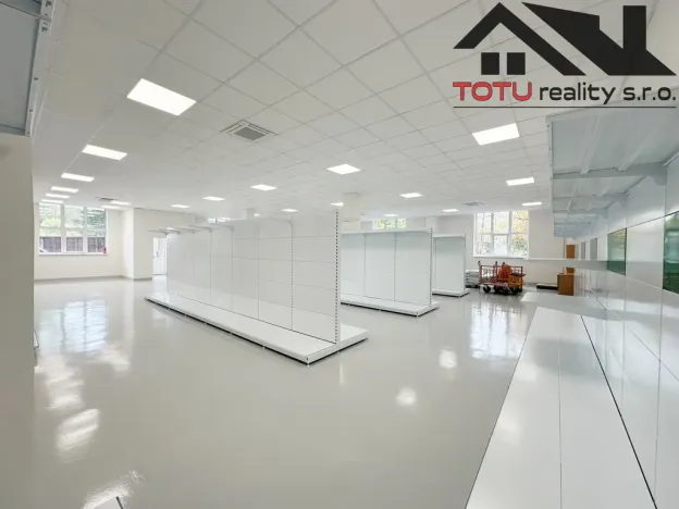 Pronájem obchodního prostoru, Jaroměř, Jezbinská, 404 m2