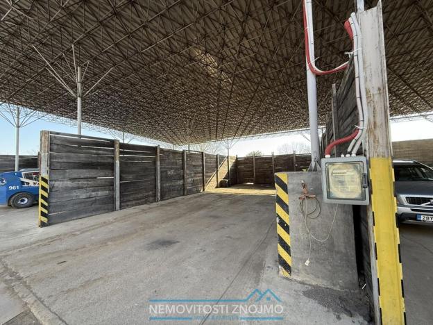 Pronájem komerční nemovitosti, Znojmo, Uhelná, 2921 m2