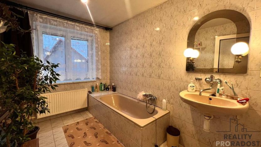 Prodej rodinného domu, Jablunkov, Plk. Velebnovského, 180 m2