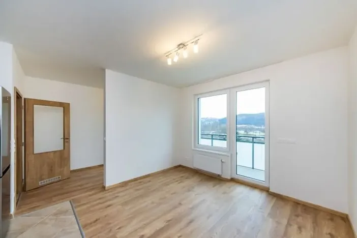 Pronájem bytu 1+kk, Praha - Hodkovičky, Šífařská, 42 m2