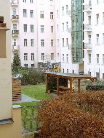 Prodej bytu 2+1, Praha - Smíchov, Janáčkovo nábřeží, 81 m2