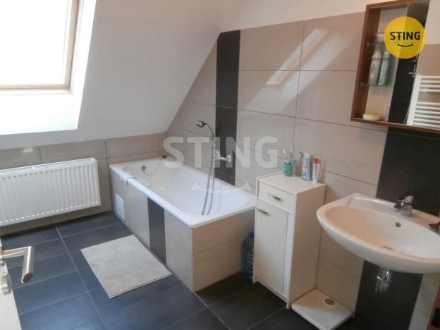 Prodej činžovního domu, Holčovice, 737 m2