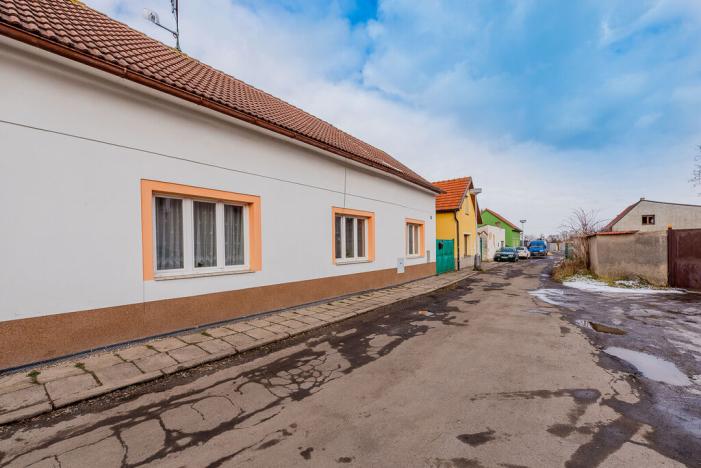 Prodej rodinného domu, Sadská, Spálená, 170 m2