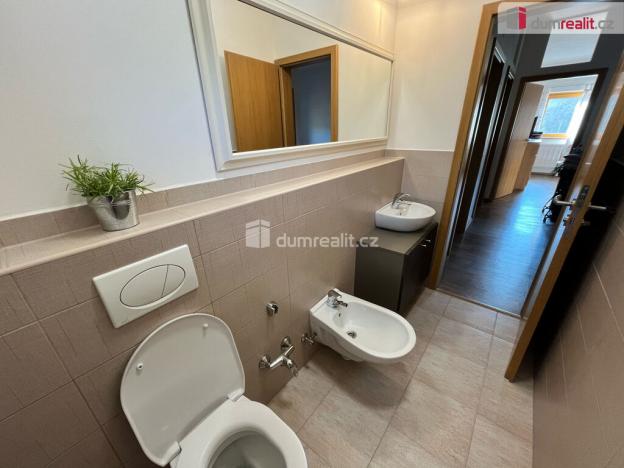 Prodej rodinného domu, Ostrov - Vykmanov, 156 m2