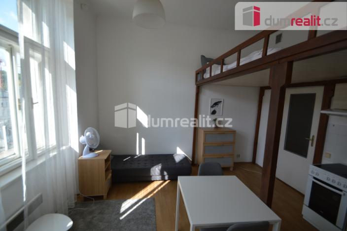 Pronájem bytu 1+kk, Praha - Košíře, Plzeňská, 30 m2