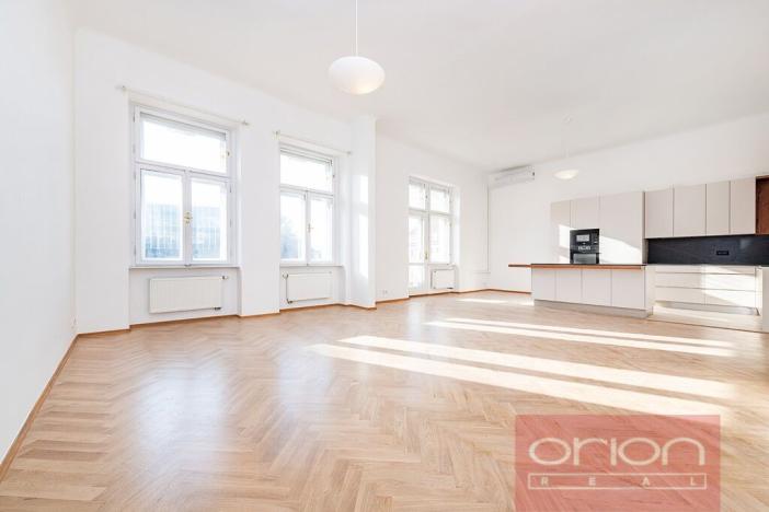 Pronájem bytu 4+kk, Praha - Nové Město, Na Moráni, 155 m2