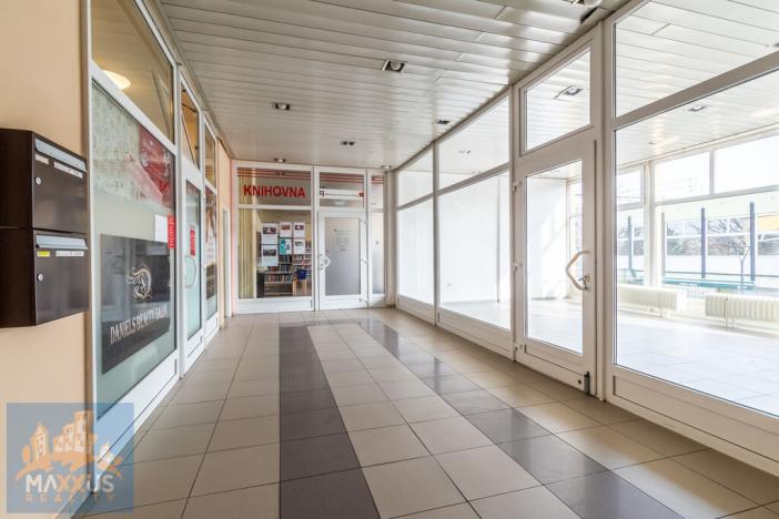 Pronájem obchodního prostoru, Praha - Strašnice, Rubensova, 26 m2