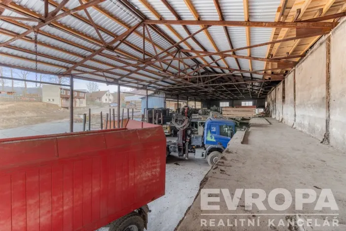 Prodej komerční nemovitosti, Maleč, okres havlíčkův brod, 1012 m2