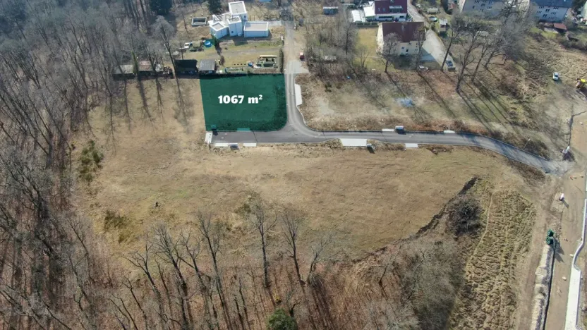 Prodej pozemku pro bydlení, Hluboká nad Vltavou, Lesní, 1067 m2