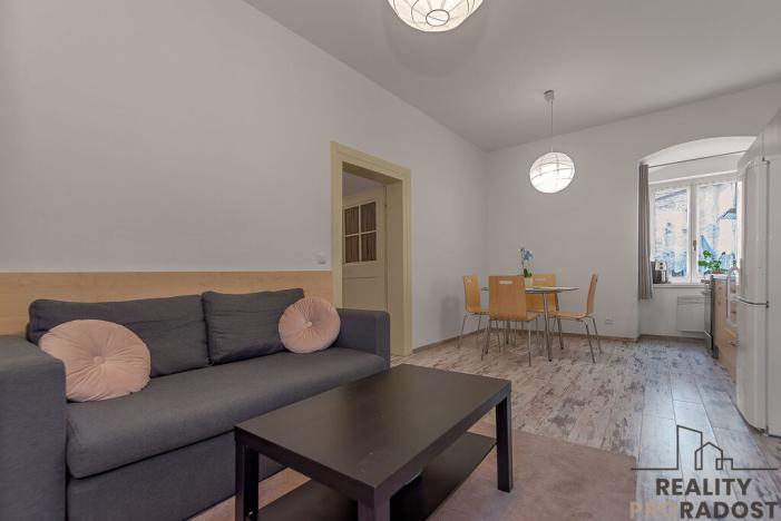 Pronájem bytu 2+kk, Znojmo, Velká Mikulášská, 58 m2